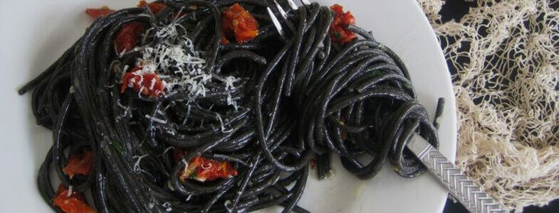 Black Spaghetti with Garlic Parmesan and Sun-dried Tomatoes